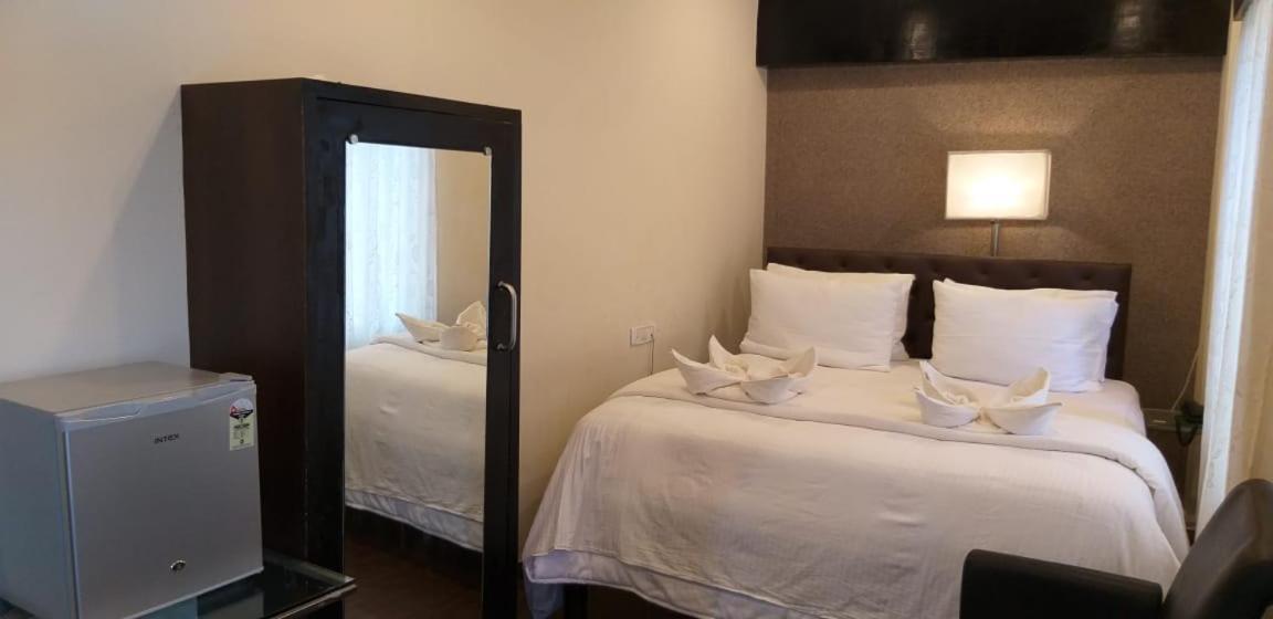 Creek Hotel Panaji Buitenkant foto