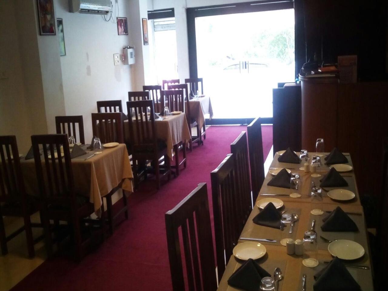 Creek Hotel Panaji Buitenkant foto