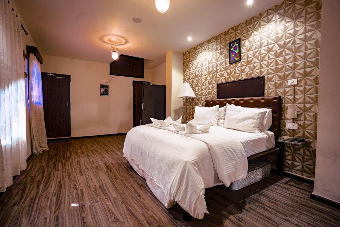 Creek Hotel Panaji Buitenkant foto